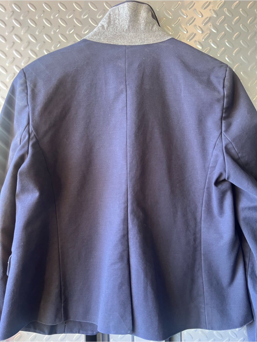 Ann Taylor Navy Contrast Collar Fitted Blazer – Size 12 (Runs Small) - Picture 2 of 3